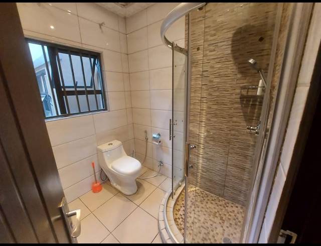 19 BEDROOM COMPLEX FOR SALE IN LAUDIUM